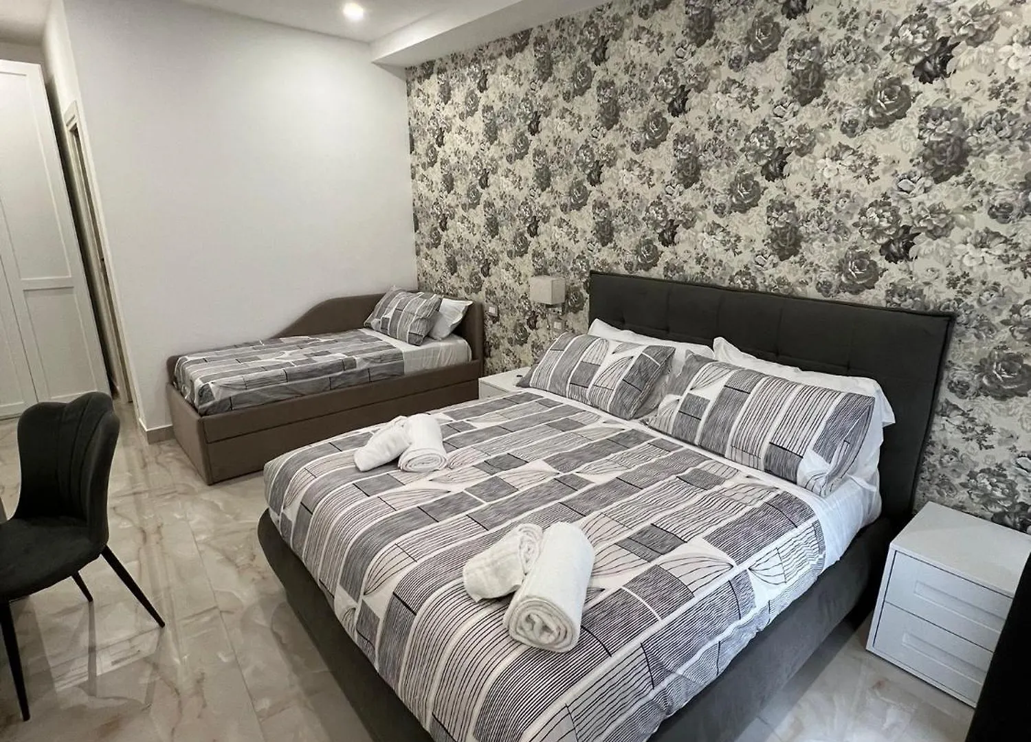 B&B Murolo'S Home Napoli Affittacamere